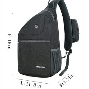 Mouteenoo Sling backpack  (NWOT)